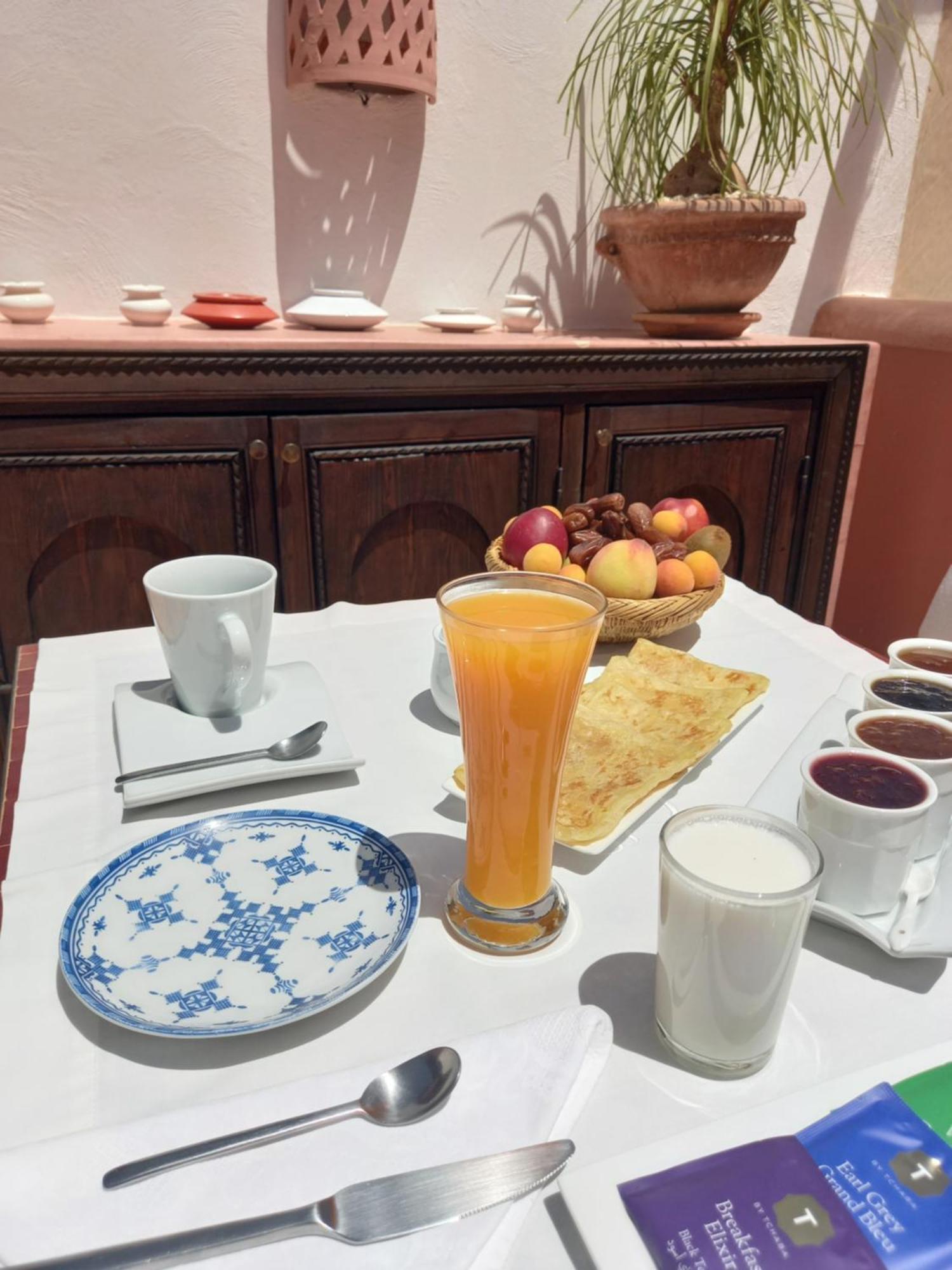 Riad Cherrata Marrakesh Luaran gambar